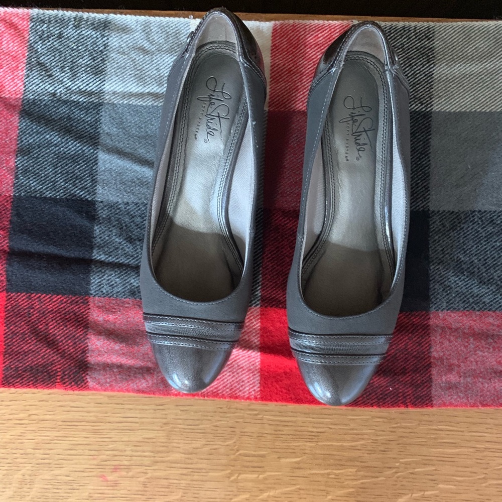 Woman’s dress shoe